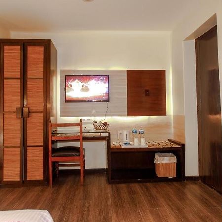 The Lakeside Retreat By Ime Hospitality Pvt Ltd Pokhara Exteriör bild