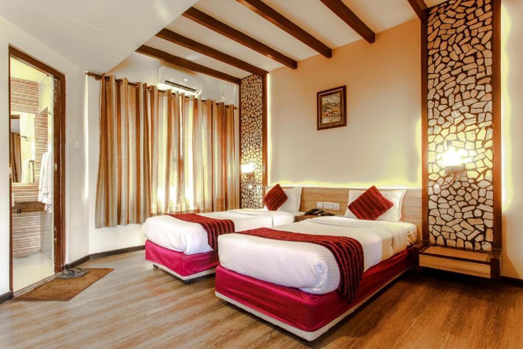 The Lakeside Retreat By Ime Hospitality Pvt Ltd Pokhara Exteriör bild